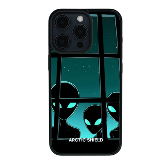 iPhone 14 Plus phone case - Aliens behind window	