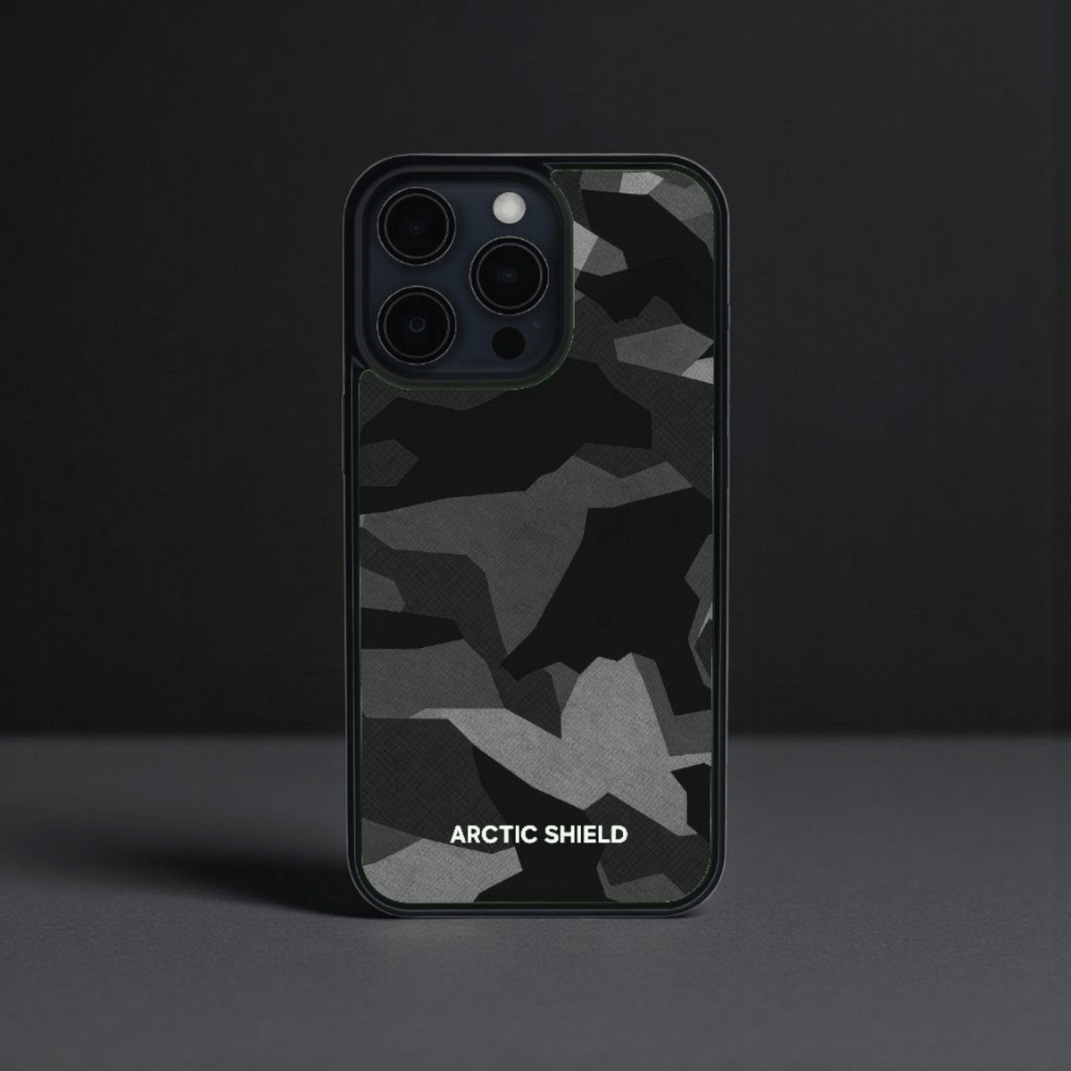 Arctic Shield Black Camo MagSafe-kuori iPhonelle