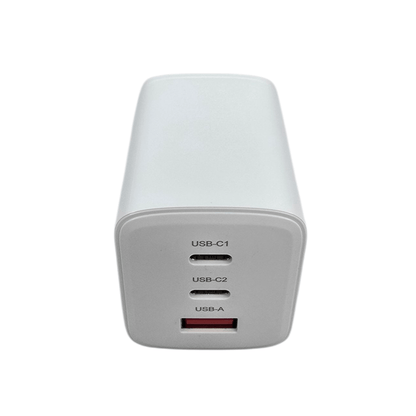 65W pikalaturi edestä – USB-C1, USB-C2 ja USB-A portit