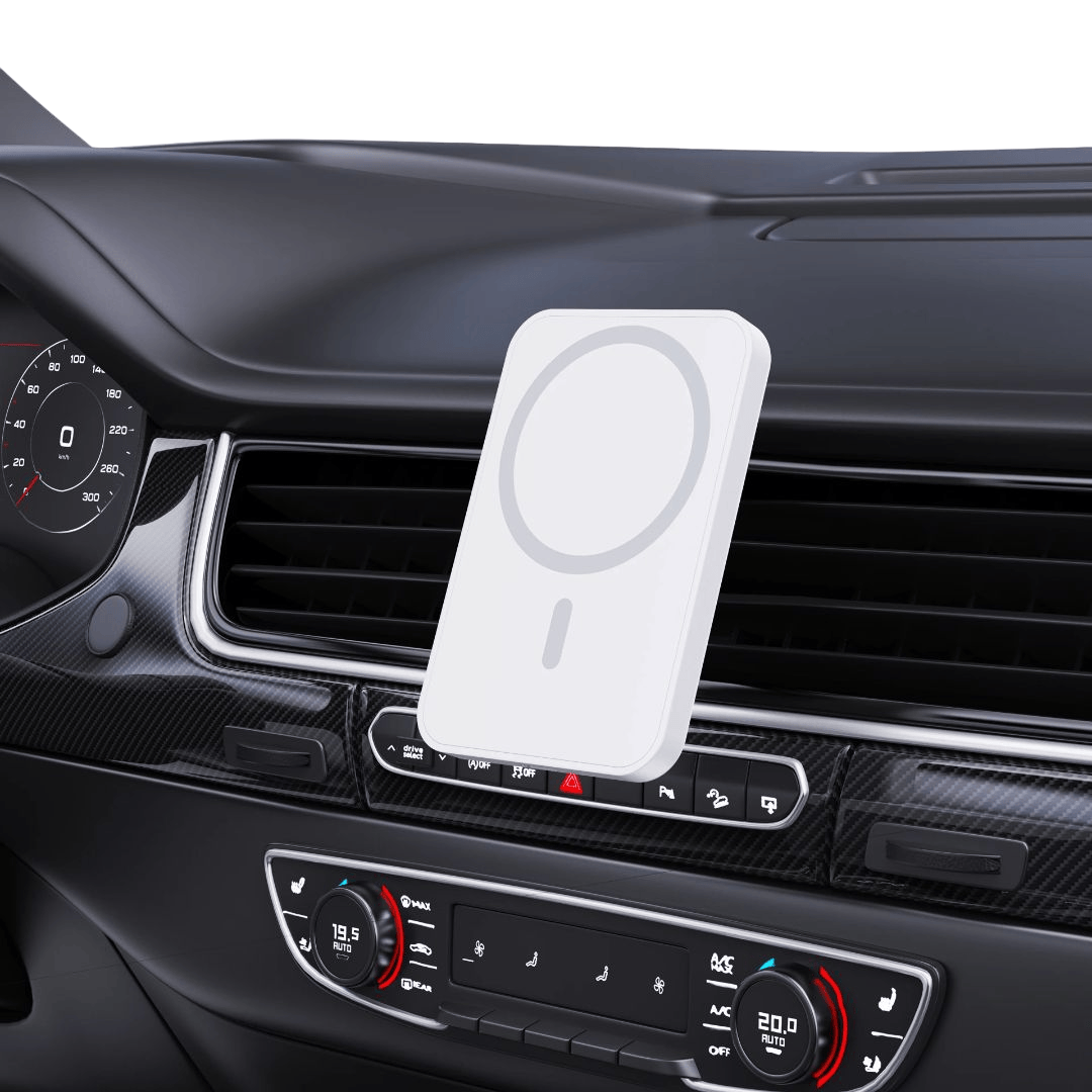 MagSafe-autolaturi käytössä iPhonen kirkkaan suojakuoren kanssa – vahva magneettikiinnitys