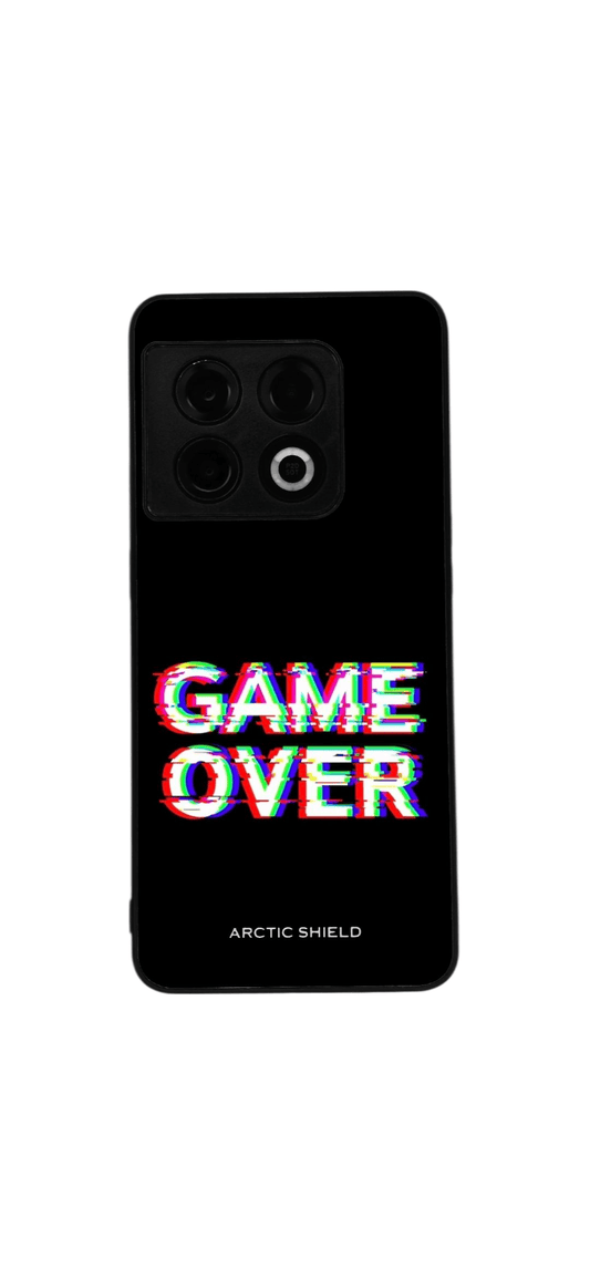 OnePlus 8 Pro Arctic Shield Game Over -suojakuori – musta mattapinta ja glitch-tekstielementti